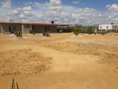 CASA FINCA EN VENTA EN LA SALIDA A VALLEDUPAR
