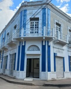 LOCAL COMERCIAL EN ARRIENDO EN EL CENTRO