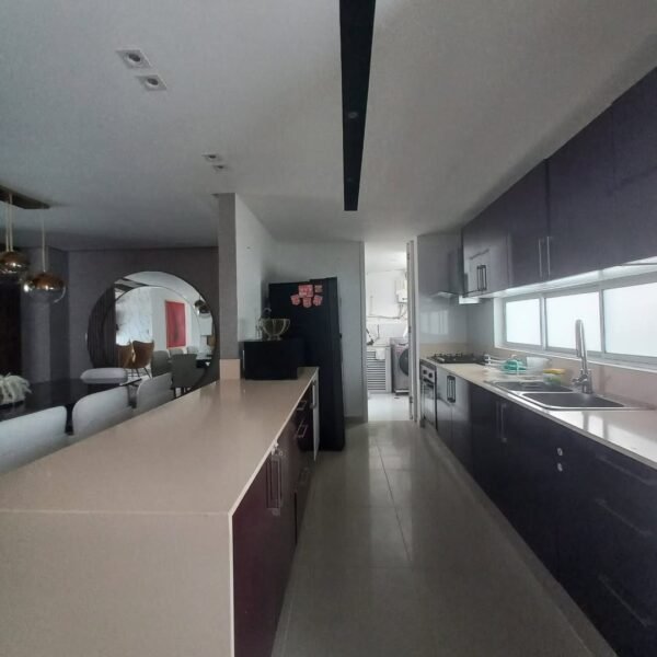 APARTAMENTO EN ARRIENDO EN EDIFICIO YOSU