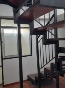 CASA EN VENTA EN B. ARRIBA