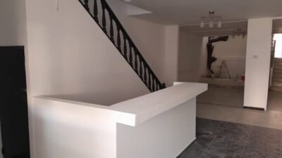CASA EN VENTA EN B. ARRIBA