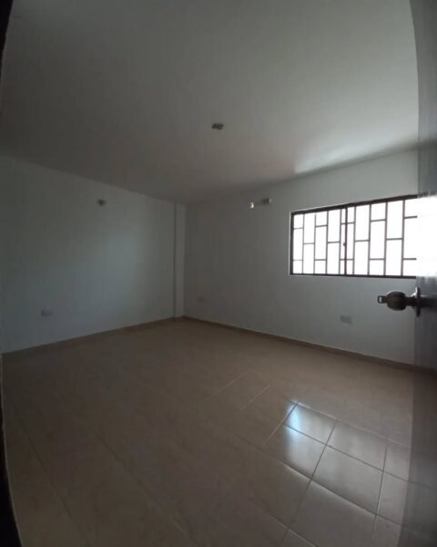 CASA EN VENTA EN URB. LAS MERCEDES