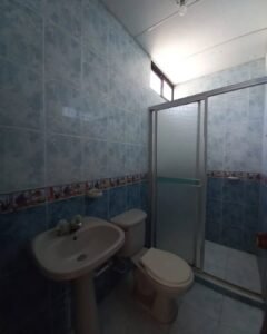 CASA EN VENTA EN URB. LAS MERCEDES