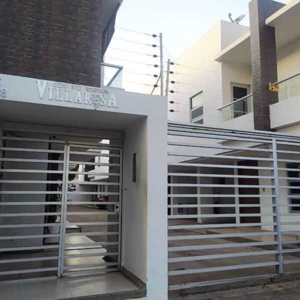 CASA EN VENTA EN CONJUNTO VILLA ROSA