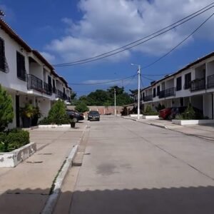 CASA EN VENTA EN POBLADOS DEL CASTILLO