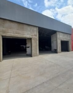 SE ARRIENDA BODEGA